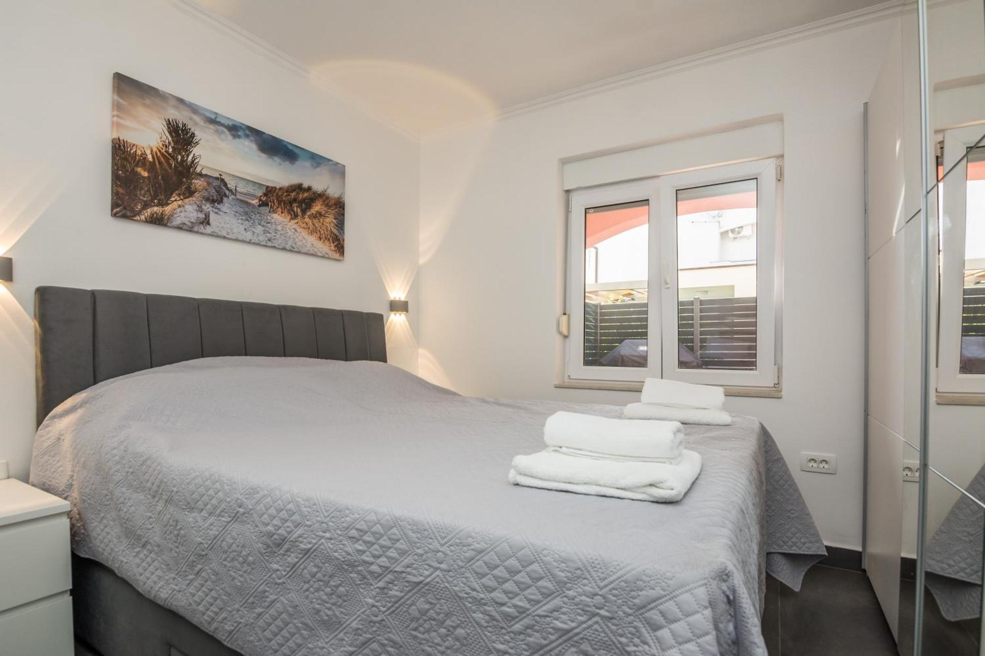 Apartments Trogrlic Privlaka  Εξωτερικό φωτογραφία